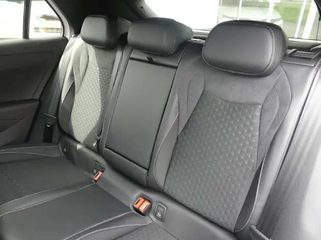VW T-Roc 1.5 eTSI mHEV R-Line DSG