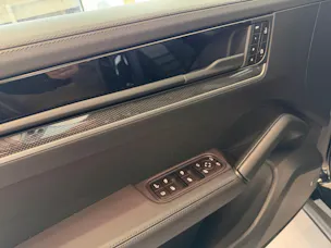 Porsche Cayenne S Coupé E-Hybrid Black Edition Tiptronic