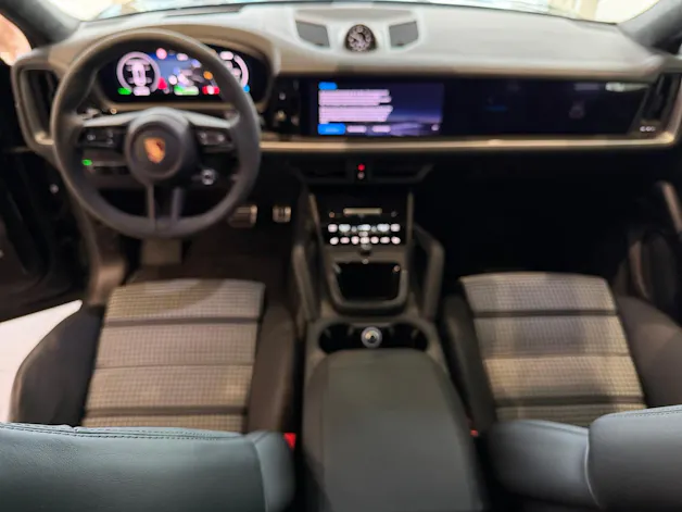 Porsche Cayenne S Coupé E-Hybrid Black Edition Tiptronic