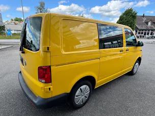 VW T6.1 2.0 TDI Kawa DSG mit 2-Schiebetüren + Klima