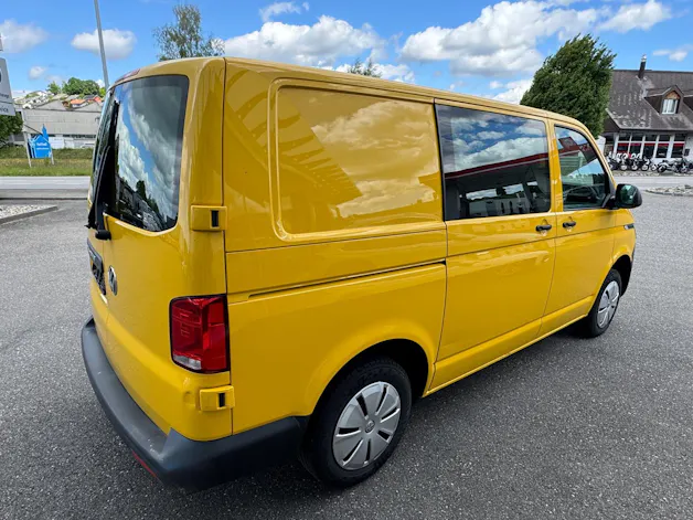 VW T6.1 2.0 TDI Kawa DSG mit 2-Schiebetüren + Klima