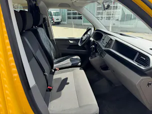 VW T6.1 2.0 TDI Kawa DSG mit 2-Schiebetüren + Klima