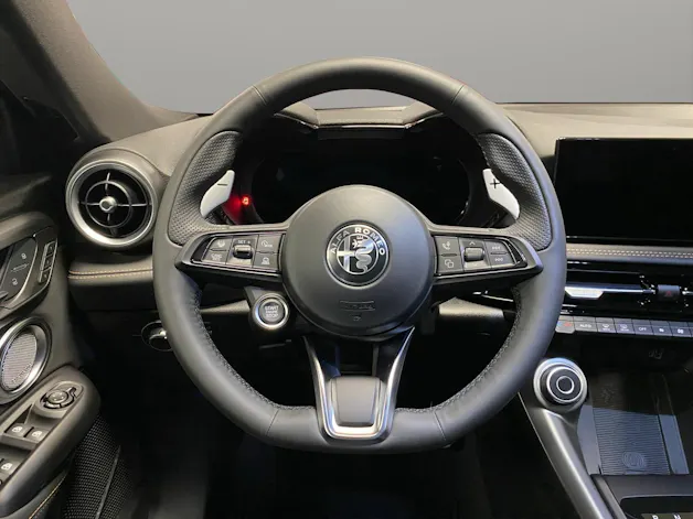 Alfa Romeo TONALE 1.5 Veloce Premium