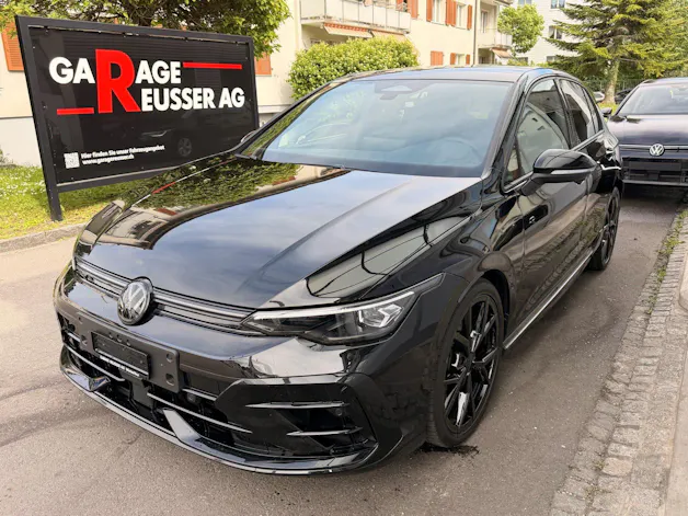 VW Golf 2.0 TSI 333 PS 4MOTION R BLACK EDITION *** AKRAPOVIC ABGAS & PANORAMAGLASDACH ***
