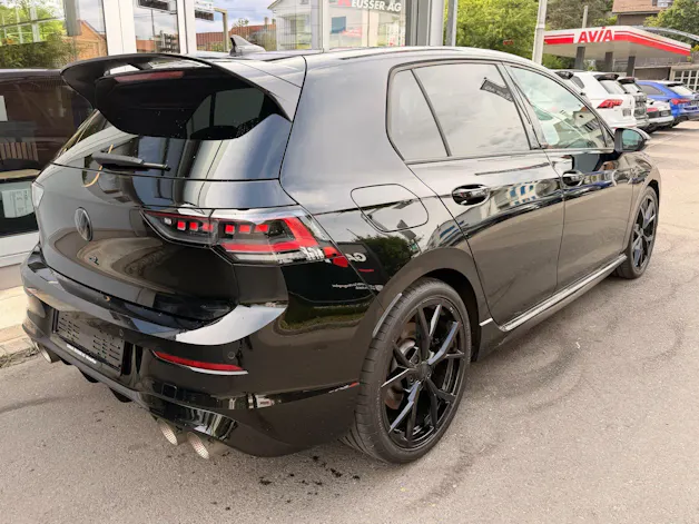 VW Golf 2.0 TSI 333 PS 4MOTION R BLACK EDITION *** AKRAPOVIC ABGAS & PANORAMAGLASDACH ***