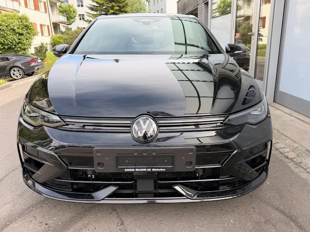 VW Golf 2.0 TSI 333 PS 4MOTION R BLACK EDITION *** AKRAPOVIC ABGAS & PANORAMAGLASDACH ***