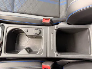 VW Golf 2.0 TSI 333 PS 4MOTION R BLACK EDITION *** AKRAPOVIC ABGAS & PANORAMAGLASDACH ***
