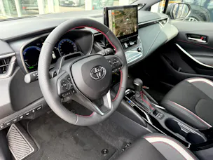 Toyota Corolla Touring Sports 2.0 HSD GR Sport e- CVT