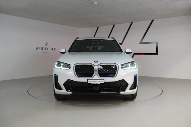BMW iX3 Impressive