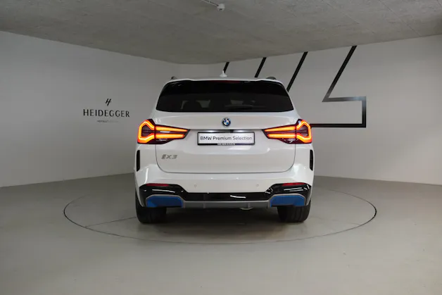 BMW iX3 Impressive