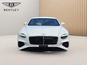 Bentley Continental GT V8 PHEV 680 PS/ 1.9% Leasing möglich.