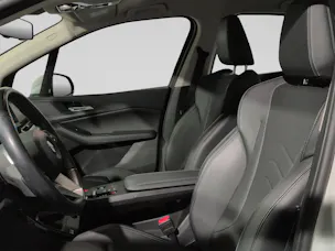 BMW 218i Active Tourer DKG