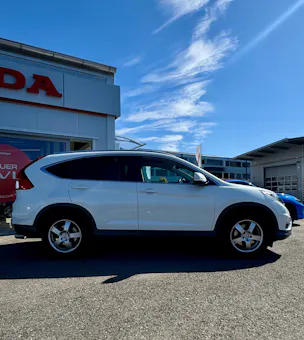 Honda CR-V 1.6 i-DTEC Executive 4WD Automatic CH Fahrzeug aus 1. Hand, Unfallfrei, Scheckheftgepflegt, AHK, 8-fach bereift.