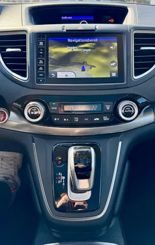 Honda CR-V 1.6 i-DTEC Executive 4WD Automatic CH Fahrzeug aus 1. Hand, Unfallfrei, Scheckheftgepflegt, AHK, 8-fach bereift.