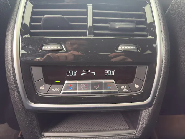 BMW X6 xDr48V M60i M SportPro