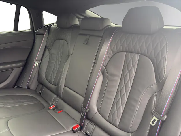 BMW X6 xDr48V M60i M SportPro