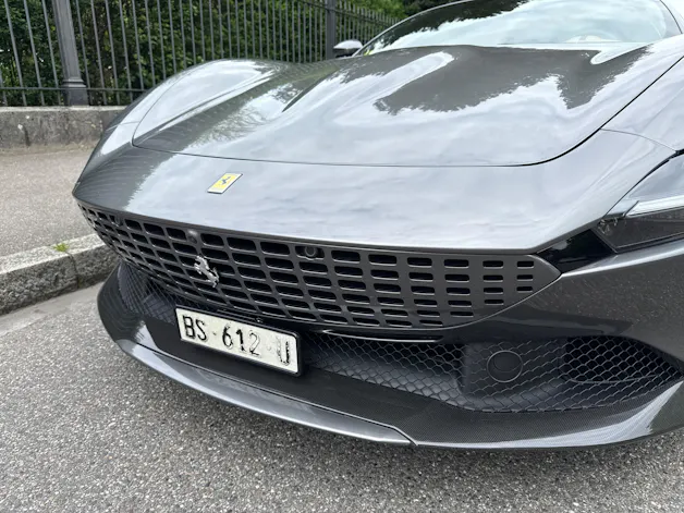 Ferrari Roma 3.9 V8 T