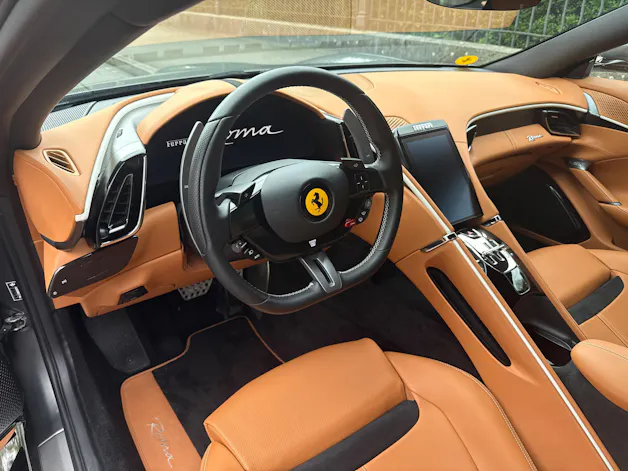 Ferrari Roma 3.9 V8 T