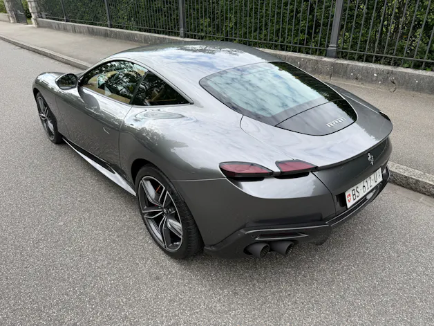 Ferrari Roma 3.9 V8 T