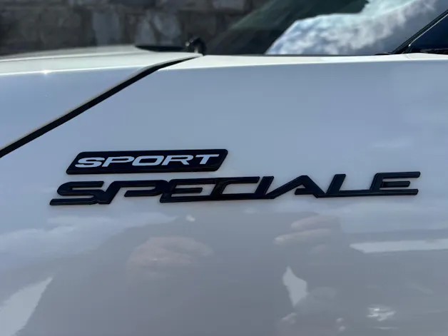 Alfa Romeo Junior 1.2 48V Hybrid Q4 Sport Speciale