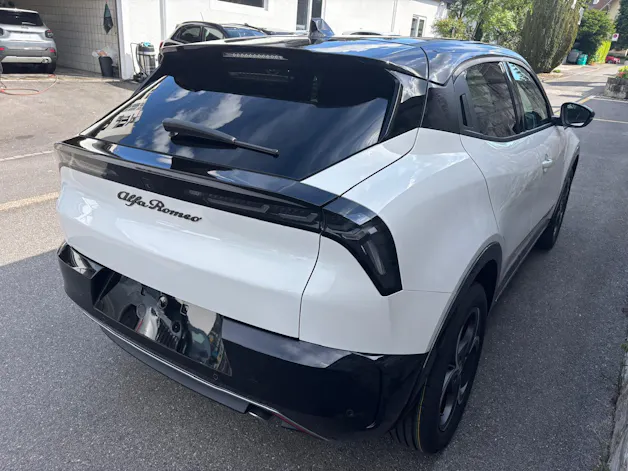 Alfa Romeo Junior 1.2 48V Hybrid Q4 Sport Speciale