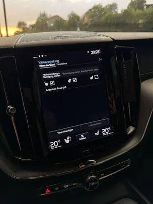 Volvo XC60 T8 eAWD R-Design Geartronic