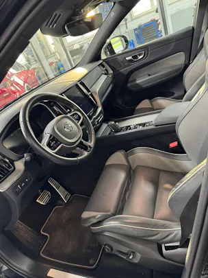 Volvo XC60 T8 eAWD R-Design Geartronic
