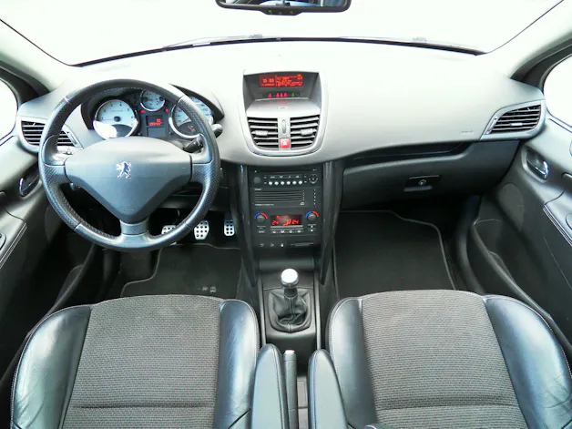 Peugeot 207 1.6 16V Turbo Sport