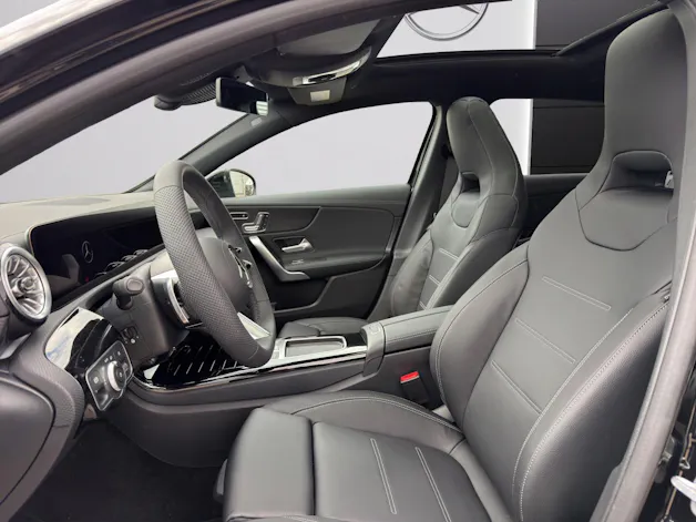 Mercedes-Benz A 220 4Matic 8G-DCT