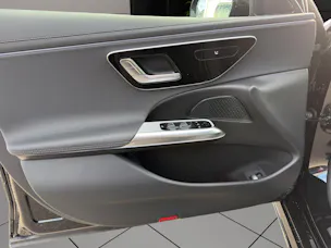 Mercedes-Benz E 220 d T 4Matic 9G-Tronic