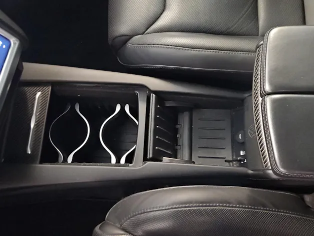 Tesla Model X 90 D Performance