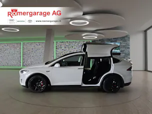 Tesla Model X 90 D Performance