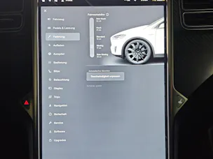 Tesla Model X 90 D Performance