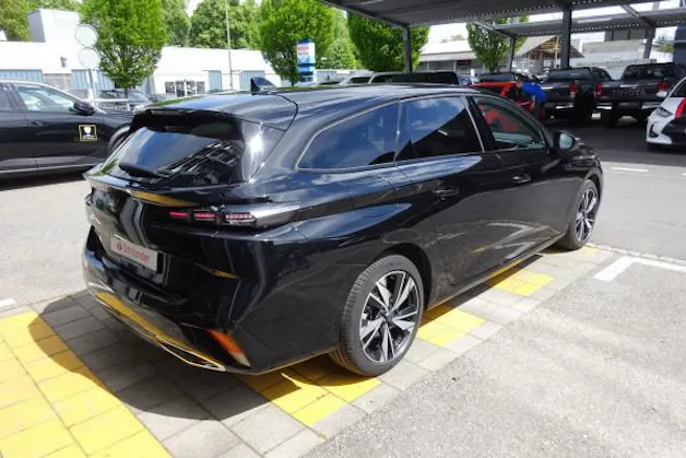 Peugeot 308SW 1.5BHDI A.Pack EAT8