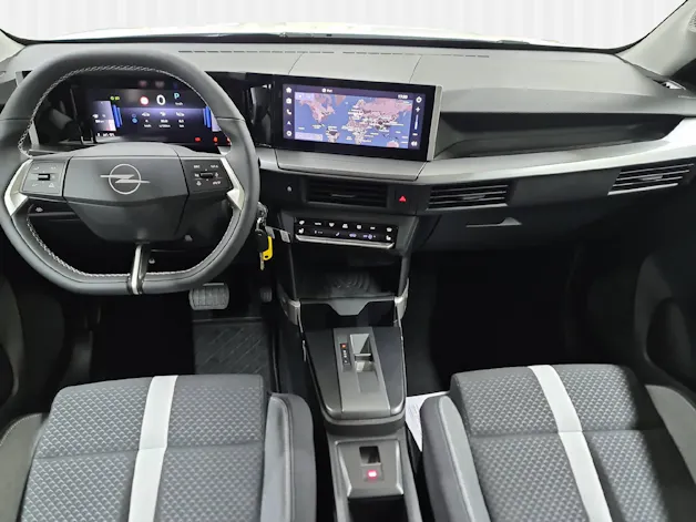 Opel Frontera 1.2 T HEV 145 GS