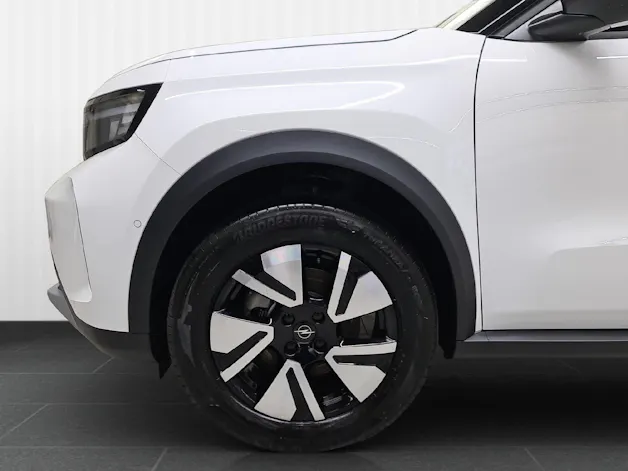 Opel Frontera 1.2 T HEV 145 GS