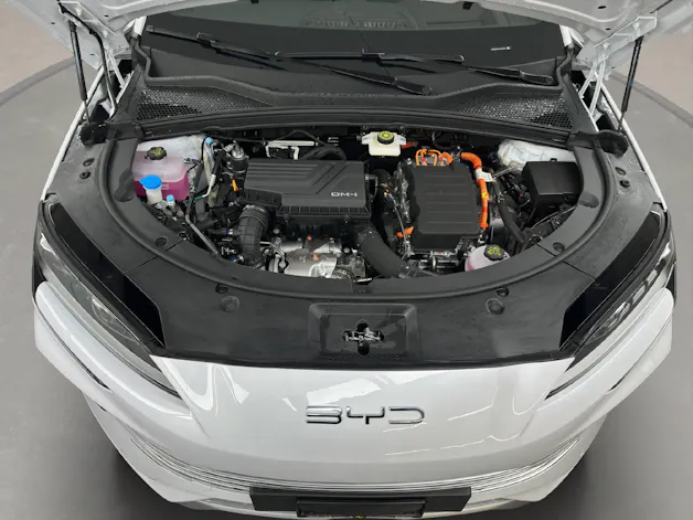 BYD Seal U DM-i Design 324 PS AWD