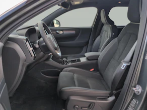 https://vehicle.imgix.net/4313573/b44a1b17-5482-4f7a-9c97-ba6d66b97b58.jpg
