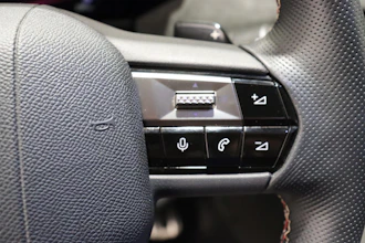 https://vehicle.imgix.net/4313604/f979d8b0-279d-4f75-8901-2224f3621f71.JPG