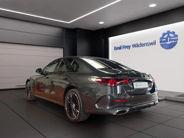 Mercedes-Benz E 220 d 4MATIC AMG Line