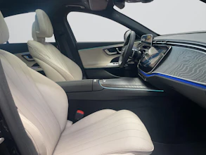 https://vehicle.imgix.net/4313605/c54aad21-18f7-4a8e-b632-b5254d1676cd.jpg