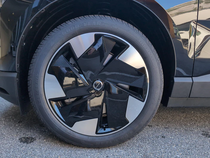 Fahrzeugbild VOLVO EX 30