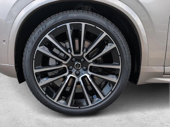 immagine del veicolo VOLVO XC90