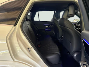 https://vehicle.imgix.net/4313733/607fecf8-905b-4695-9819-8c84c6434fc4.jpg