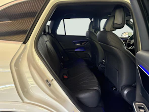 immagine del veicolo MERCEDES-BENZ GLC 450 d AMG Line 4matic + Gancio traino elettrico e Pneumatici invernali inclusi