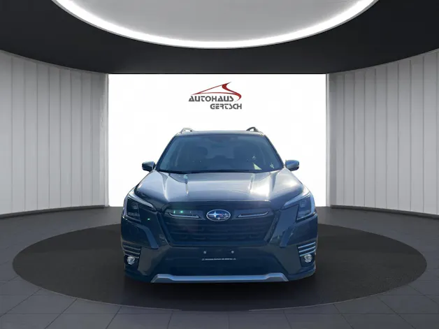 Subaru Forester Station 2.0i e-Boxer Swiss Plus