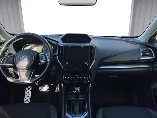 Subaru Forester Station 2.0i e-Boxer Swiss Plus