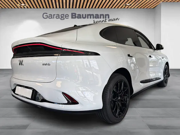 MG IM6 100 kWh Performance 4WD