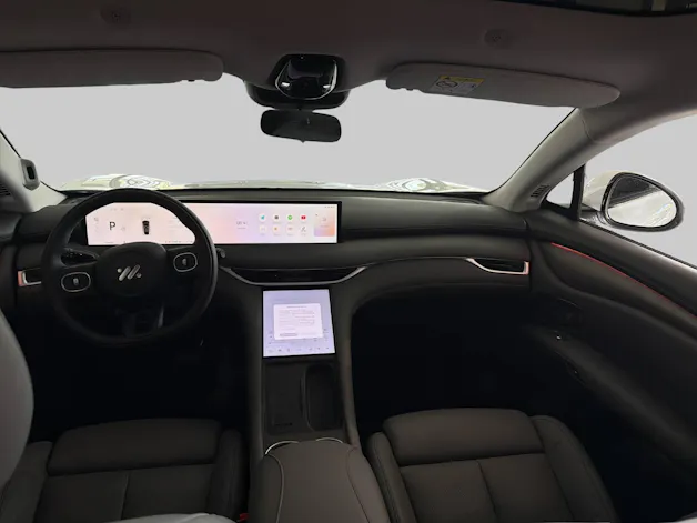 MG IM6 100 kWh Performance 4WD