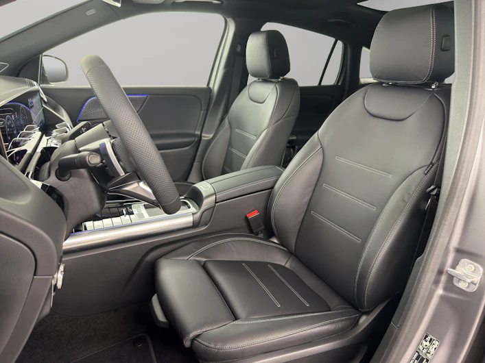 immagine del veicolo MERCEDES-BENZ GLA 250